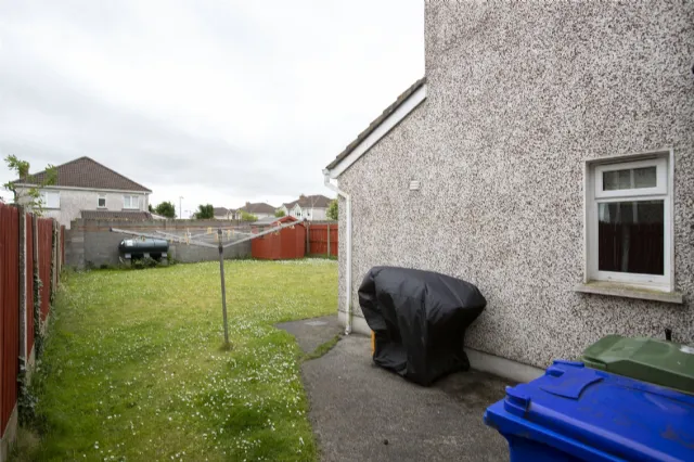 Photo of 25 The Crescent, Lakepoint, Mullingar, Co. Westmeath, N91H6P0