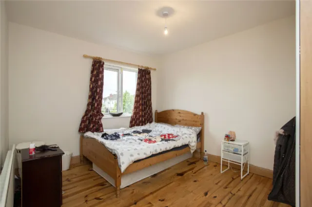 Photo of 25 The Crescent, Lakepoint, Mullingar, Co. Westmeath, N91H6P0