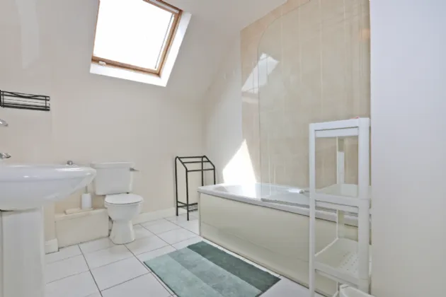 Photo of 110 Glanntan, Golf Links Road, Castletroy, Limerick, V94 PC93