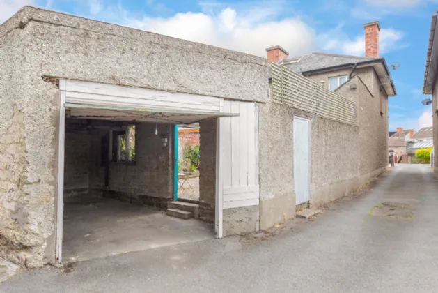 Photo of 25 Templeogue Road, Terenure, Dublin 6W, D6W HD72