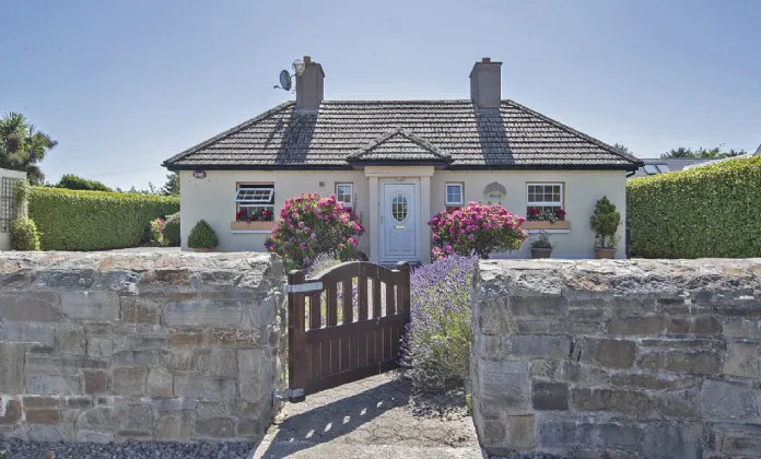 Photo of Yellow Shell Cottage, Ballyrandle, Dungarvan, Co Waterford, X35 X202