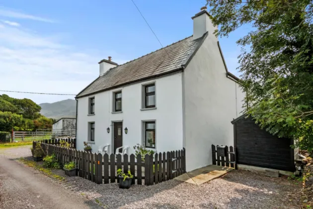 Photo of Lisnagoth Cottage, Canfie, Ardgroom, Co Cork, P75 KR94