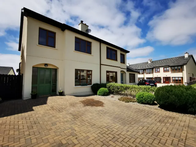 Photo of 7 Grattan Crescent, Grattan Park, Claremorris, Co Mayo, F12 W7D9