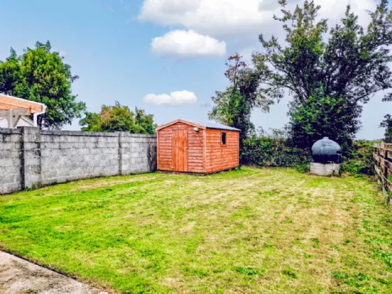 Photo of 8 Aherlow, Heights, Tipperary Town, Co. Tipperary, E34 D342