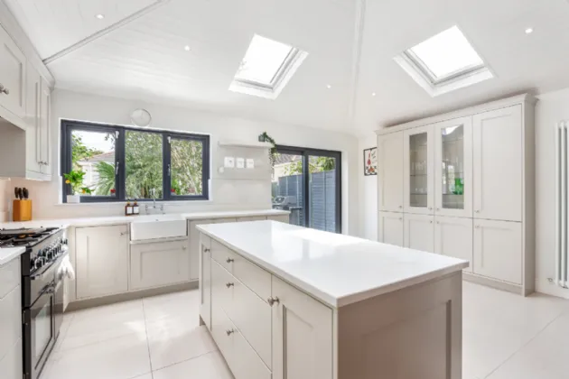 Photo of 5 Grangebrook Avenue, Rathfarnham, Dublin 16, D16 H2W9