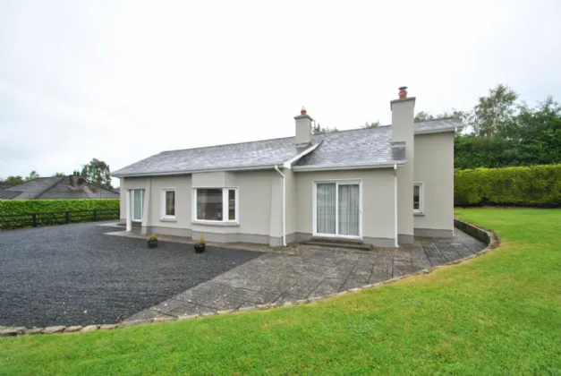 Photo of Coolarra, Parkmore, Roscrea, Co Tipperary, E53 KD93
