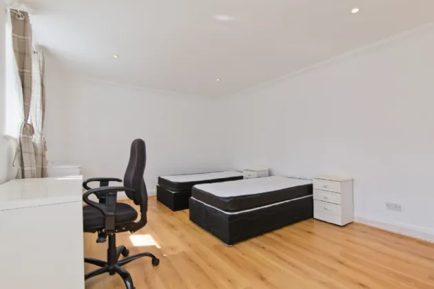 Photo of APT 1, APT 2 & APT 3, 8 High Road, Kilmainham Lane, Kilmainham, Dublin 8, D08 X9KN