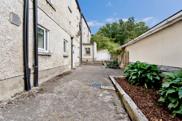 Photo of APT 1, APT 2 & APT 3, 8 High Road, Kilmainham Lane, Kilmainham, Dublin 8, D08 X9KN