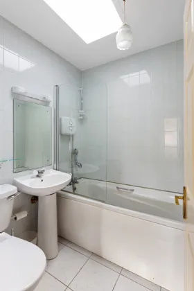 Photo of 9 Pine Hurst, Cabra, Dublin 7, D07 R5X9