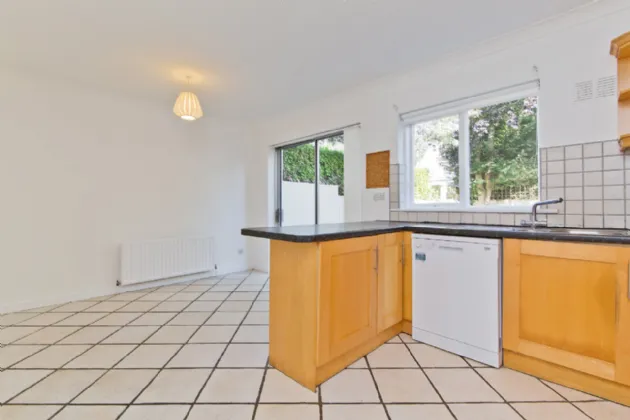 Photo of 61 Meadowbank, Rathgar, Dublin 6, D06 W8N9