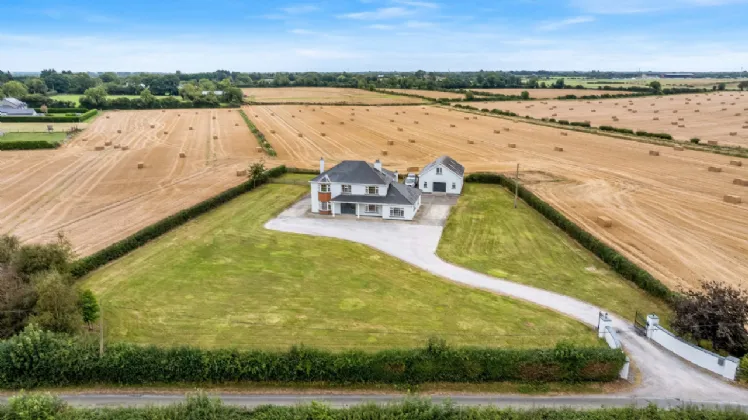 Photo of Fairyhouse Lodge, Mullinam Lane, Mullinam, Dublin 15, D15 CP2V