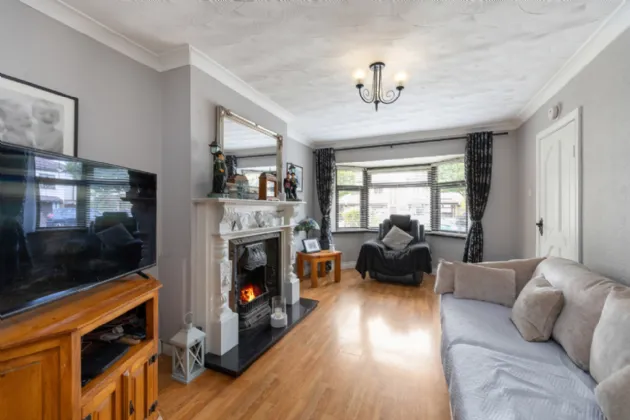 Photo of 13 Oak Green, Royal Oak, Santry, Dublin 9, D09 H9E4