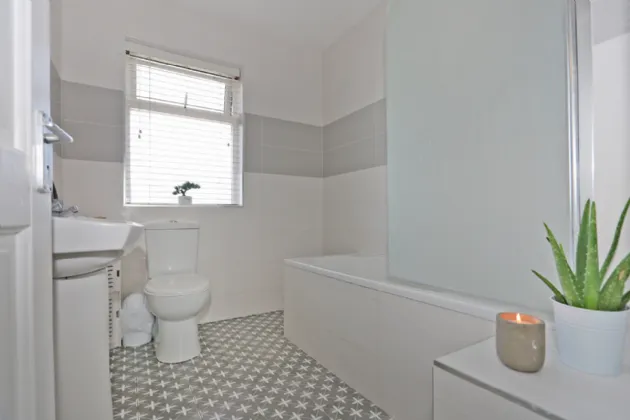 Photo of 1 Ritaville, Old Cork Road, Limerick, V94 YXC7