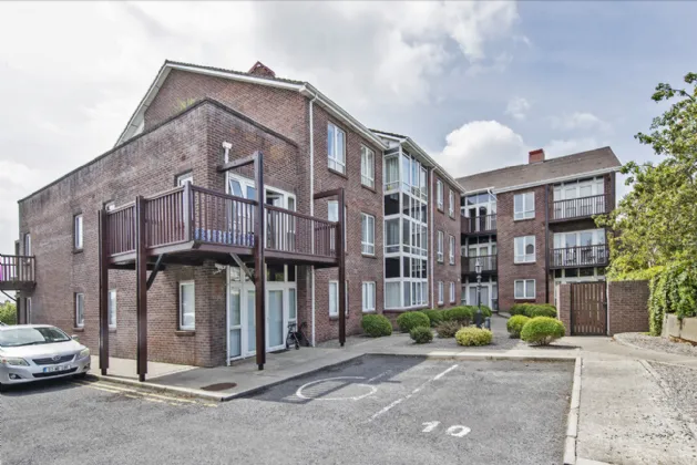 Photo of 2 Blackrock Court, Youghal Road, Dungarvan, Co Waterford, X35VK59