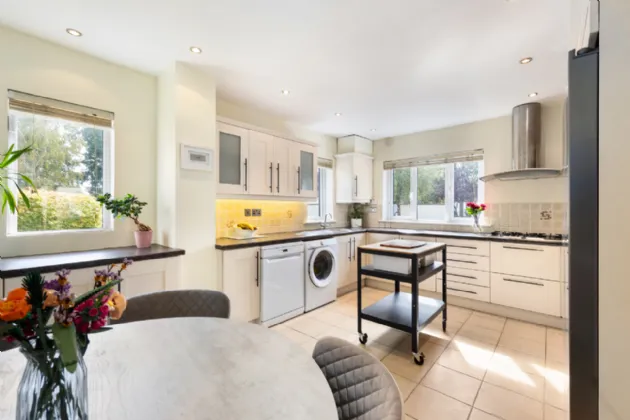 Photo of 34 Castle Court, Killiney Hill Road, Killiney, Co Dublin, A96 P6D2