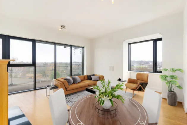 Photo of 95 The Oval, Tullyvale, Cabinteely, Dublin 18, D18 PW24