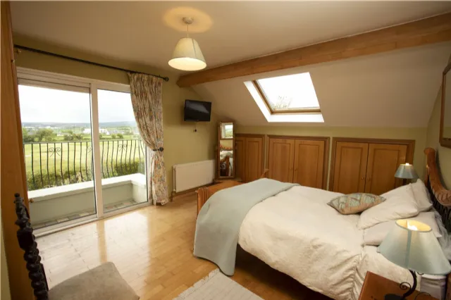 Photo of Caherleaheen, Tralee, Co. Kerry, V92 W9KH