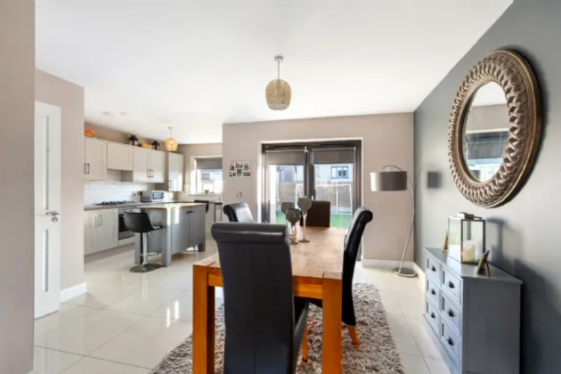 Photo of 25 Elder Heath View, Kiltipper, Dublin 24, D24 Y8PN