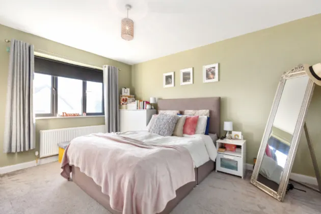 Photo of 25 Elder Heath View, Kiltipper, Dublin 24, D24 Y8PN