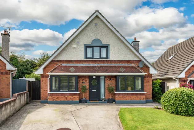 Photo of 5 The Crescent, Graydon Manor, Robertstown, Co Kildare, W91 V5X7