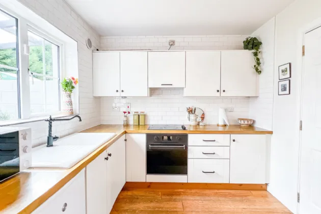 Photo of 3 Saint Mullin's Close, Tinnahinch, Graiguenmanagh, Co. Kilkenny, R95 X568