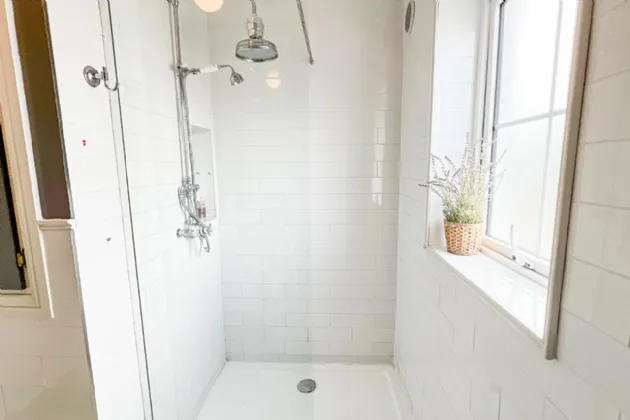 Photo of 3 Saint Mullin's Close, Tinnahinch, Graiguenmanagh, Co. Kilkenny, R95 X568