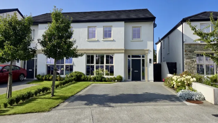 Photo of 102 Carrabeag, Newport Road, Castlebar, Co. Mayo, F23 FT88