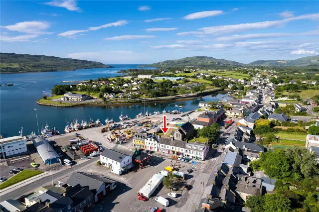 Photo of O'Shea's Bar, The Square, Castletownbere, P75 XD26