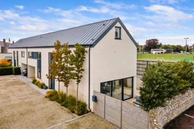 Photo of Orchard Lodge, Holyrood Park, Sandymount, Dublin 4, D04 C3F9