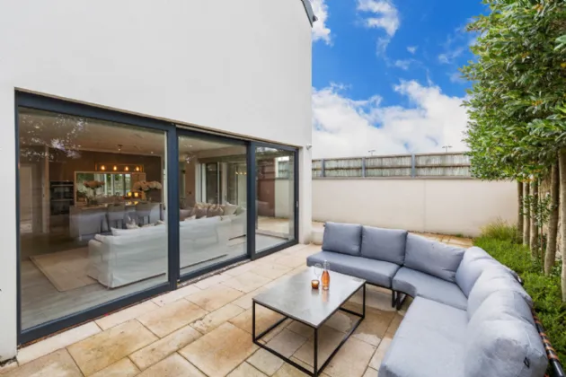 Photo of Orchard Lodge, Holyrood Park, Sandymount, Dublin 4, D04 C3F9