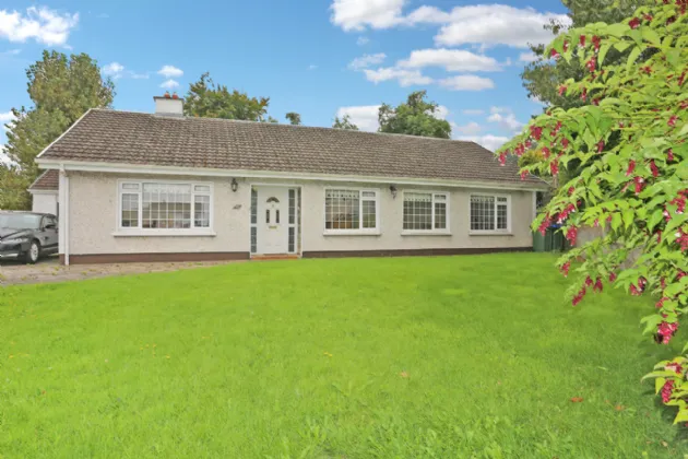 Photo of 61 Tullyvarraga Court, Shannon, Clare, V14 N265