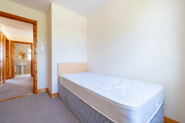 Photo of 18 Carraig Downes, Dualla Road, Cashel, Co. Tipperary, E25 PP83