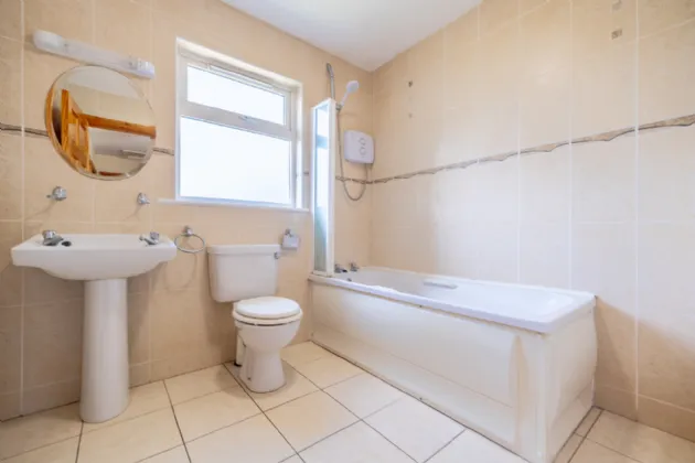 Photo of 18 Carraig Downes, Dualla Road, Cashel, Co. Tipperary, E25 PP83