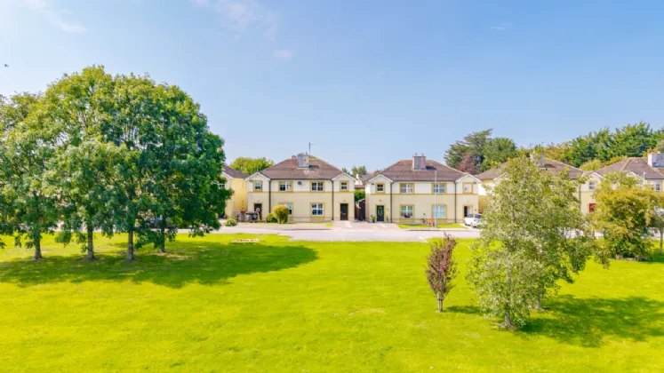 Photo of 18 Carraig Downes, Dualla Road, Cashel, Co. Tipperary, E25 PP83