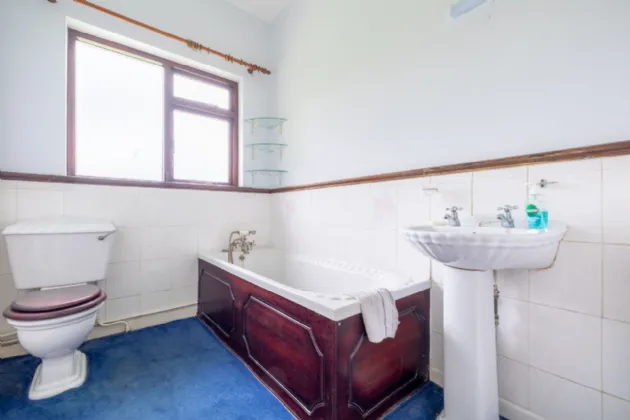 Photo of Kilcash Cross, Clonmel, Co. Tipperary, E91 R2H1