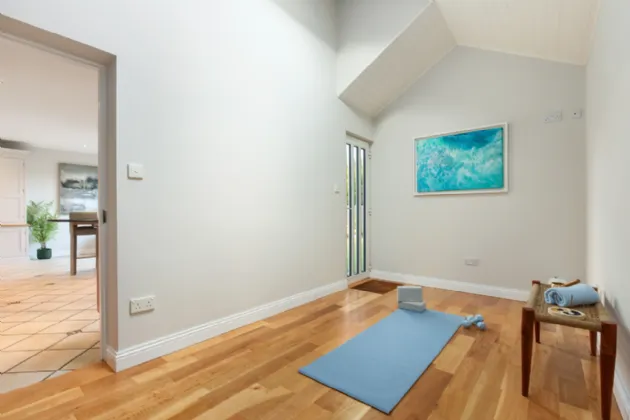 Photo of 5 Kerrymount Green, Foxrock, Dublin 18, D18 P3X9