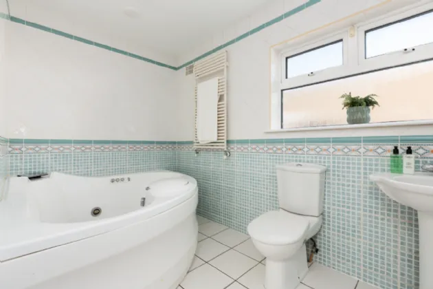 Photo of 5 Kerrymount Green, Foxrock, Dublin 18, D18 P3X9