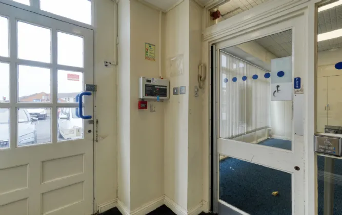 Photo of Ulster Bank, James Fintan Lawlor Avenue,, Portlaoise,, Co.Laois