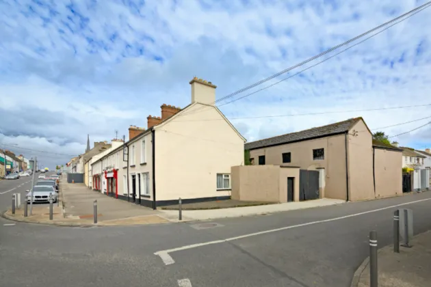 Photo of McGettricks, O'Connell Street, Ballymote, Co. Sligo, F56TX29