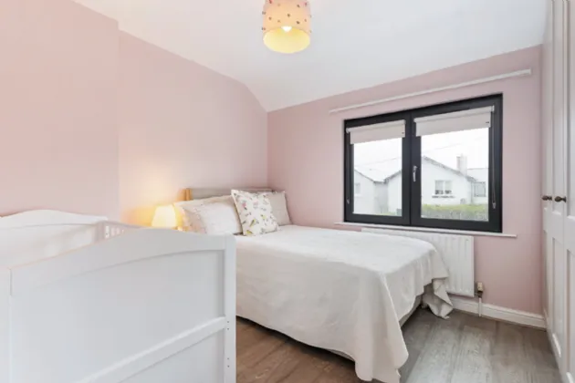 Photo of 68 Derrynane Gardens, Sandymount, Dublin 4, D04 PD72