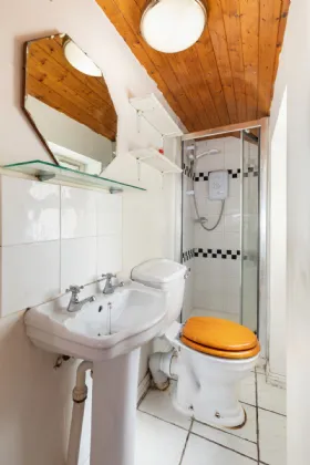 Photo of 74 St Ignatius Road, Phibsborough, Dublin 7, D07 XT68