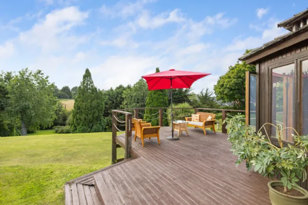 Photo of Carrabawn, 4 Sunnyhill Park, Cabinteely, Dublin 18, D18 H9W6