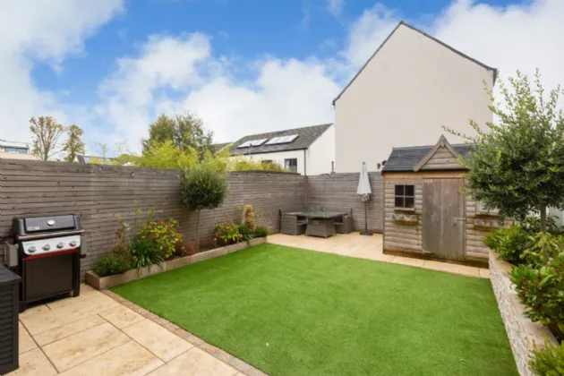 Photo of 11 The Crescent, Scholarstown Wood, Rathfarnham, Dublin 16, D16 EH64