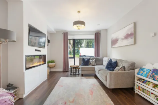 Photo of 11 The Crescent, Scholarstown Wood, Rathfarnham, Dublin 16, D16 EH64