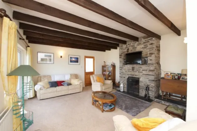 Photo of Lahern, Dunderrow, Kinsale, Co. Cork, P17NN52