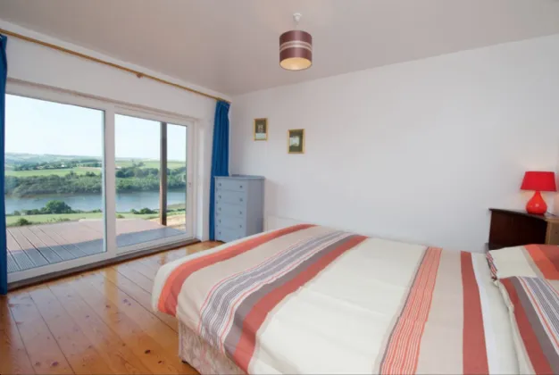 Photo of Lahern, Dunderrow, Kinsale, Co. Cork, P17NN52