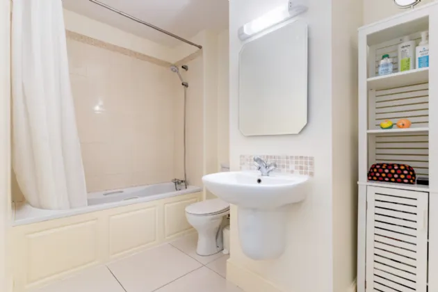 Photo of 66 Ballintyre Meadows, Ballinteer, Dublin 16, D16 YX22