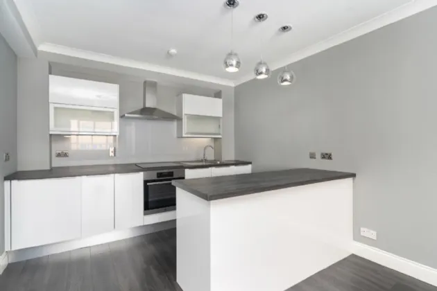 Photo of 13 Ballsbridge Gardens, Ballsbridge, Dublin 4, D04 CF79