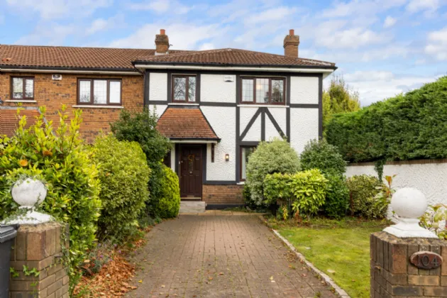 Photo of 104 Tudor Lawns, Foxrock, Dublin 18, D18 V3A2
