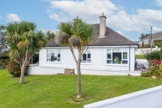 Photo of Youghal Lodge, Ballyclamasy, Youghal, Co. Cork., P36H421